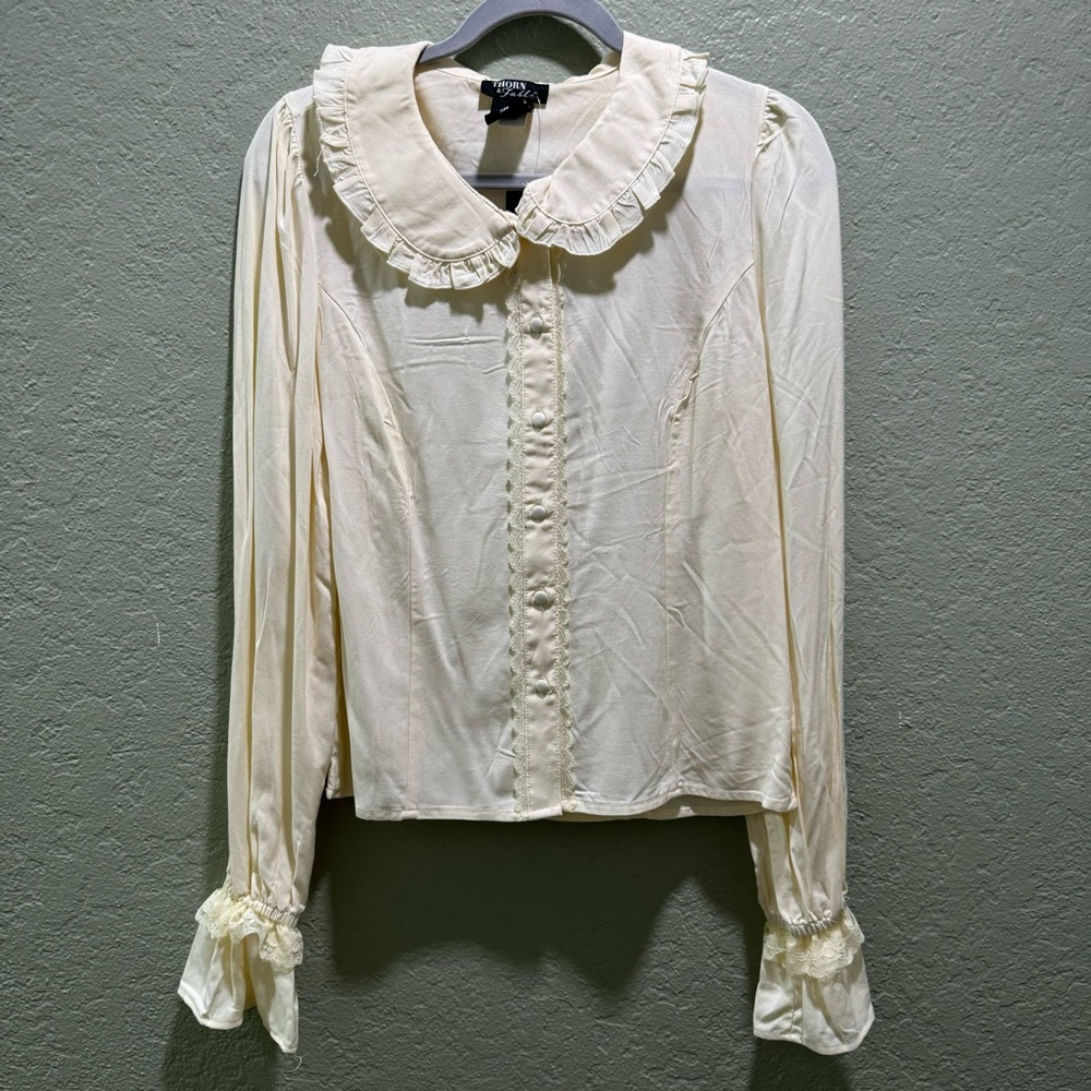 Hot Topic Bib Collar Button Up Shirt NWT small